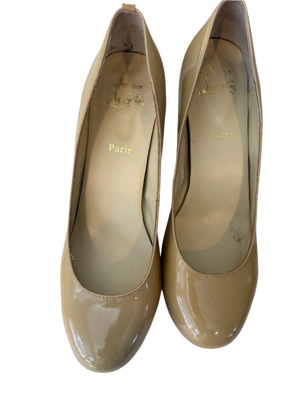 Christian Louboutin Beige Patent Leather Round-Toe Pumps size 40